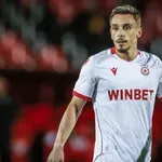 ЦСКА бие шута на Илиан Илиев