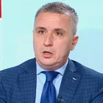 Александър Николов ни страхува: Бензинът ще скача още много