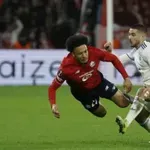 Астън Вила с ценна победа над Лил в Лига Европа