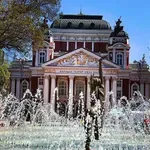 Народният театър с бонус за младите зрители - пуска билети по 5 евро