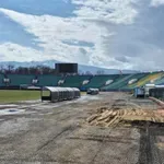 Стартира ремонт на националния, ама... на пистата