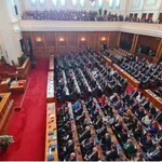 На високи токчета: Едва 30% са жените кандидатки за депутатки