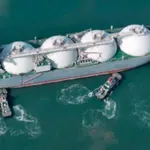 САЩ разрешиха временно покупката и продажбата на ирански петрол