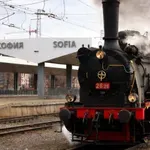 Тръгва празничният ретро влак