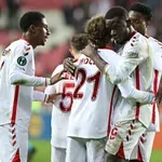 Райо Валекано удържа Самсунспор