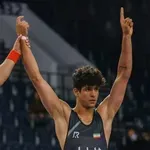 В Иран: Екзекутираха шампион по борба!