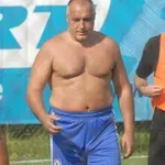 Бойко Борисов: Вдигам 150 от лежанка, имам мускули като на фотошоп (ВИДЕО)