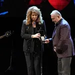 Първо в Lupa.bg: "Берлин, Берлин" мачка на "Икар"-ите, Ицо Мутафчиев се усука около президента Йотова