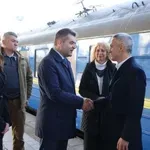 Премиерът е в Киев, ще говори с Володимир Зеленски (СНИМКИ)