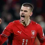 Дузпи отнеха мечтите на Ирландия и Уелс