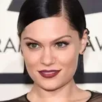 Певицата Джеси Джей се потроши в Китай