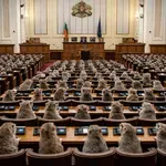Седмицата: За мишките на хората в парламента
