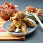 Цветница с Lupa.bg: Рибни корнфлейкс филенца (с доматена салата)