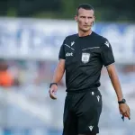 Стоян Арсов свири Лудогорец - ЦСКА 1948