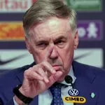 Татко Карло остава селекционер на Бразилия до следващото световно