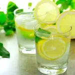 Ново 20: Вода с лимон на гладно сутрин лекува? Май е заблуда