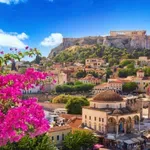 Хиляди туристи в Гърция за Великден, но с 30% по-малко от 2025 г.