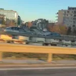 Ненормалник кара в насрещното по бул. "България" в София