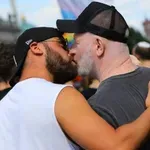 Въпреки Тръмп: Гей двойките процъфтяват в САЩ