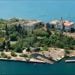 Министерството на културата се сдоби с... остров