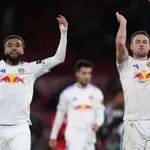 Груев и Лийдс "сапунисаха" Ман Юнайед насред "Трафорд"