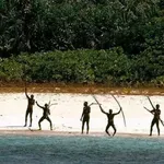 5 г. затвор грозят пътешественик, дал диетична Кока-Кола на островитяни