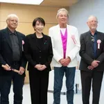 Японският премиер към Иън Пейс от Дийп Пърпъл: Ти си моят бог!