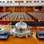 Парламентът се събира на 29 или 30 април