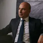 До часове или просто слух: Милиардер поема Левски