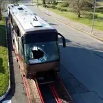 Повдигнаха обвинение на един от шофьорите на преобърнатия автобус край Малко Търново