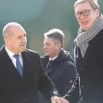 Познайте кой първи поздрави Радев - другата копейка Вучич