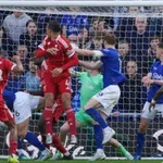 Ван Дайк: Просто трябва да се класираме за Шампионската лига