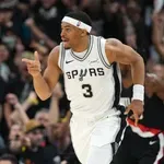 Келдън Джонсън спечели наградата за „Най-добър шести играч“