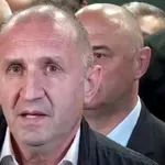 Reuters: От военен пилот до премиер - може ли Румен Радев да сложи край на дългия период на политическа несигурност