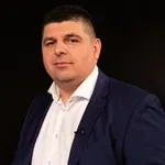 ДРАМАТА ВДЯСНО: Мирчев искал да отдели ПГ на ДБ