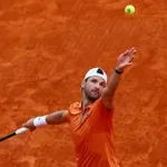 Григор Димитров падна с още две места