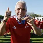 И при разлика в годините: Стоичков би Гонзо и на футбол! (СНИМКИ)