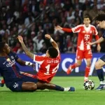 Извънземен футбол край Булонския лес!