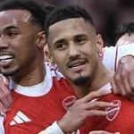 Арсенал победи Нюкасъл и се върна на върха във Висшата лига