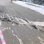 Пропадна част от пътя Смолян - Пампорово, движението е спряно