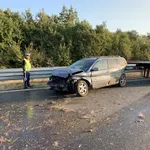 Черен джип размаза кола в мантинелата на Околовръстното в София