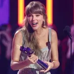 Тейлър Суифт патентова гласа и образа си, за да се защити от AI