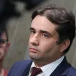 Oпределение съдия Даниела Борисова от Софийския градски съд, която отмени паричните гаранции от по 10 хил. лв. на Божанов и Кирил Петков