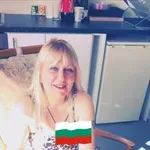 Вижте тази свиня - ксенофобската копейка Пламенка. Не бъдете като нея!