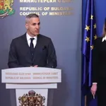 Гаф на премиера: Гюров прекръсти вицето си Недина на Неделя (СНИМКА)