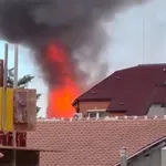 Пожар погълна къща във Варна