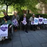 Хората с увреждания на протест: Няма рампи в София, трудно ползваме градския транспорт