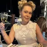 Албена Вулева прогони крадци, изскачайки гола