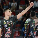 Алекс Николов остана със среброто в Италия