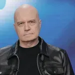 Слави: Майната им на тези, които оплюха Дара